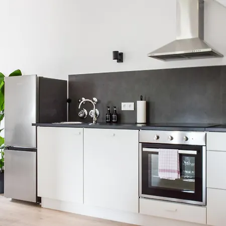 Stycoz - Modernes Loft - 60 M2 - Kueche - Parken Starnberg