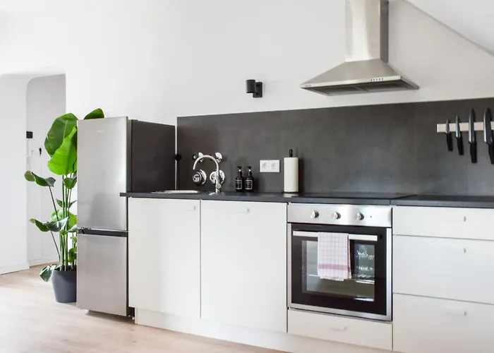 Stycoz - Modernes Loft - 60 M2 - Kueche - Parken Starnberg