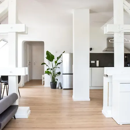 Stycoz - Modernes Loft - 60 M2 - Kueche - Parken Appartement Starnberg